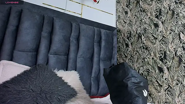 Emily  Cute   online show from 12, 3, 2026