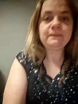 VitniKis online show from 2, 2, 2026