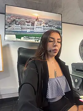 Sweet bellaa  online show from 22, 4, 2026