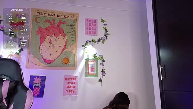 Snapshot of emicute_ chatting on 14, 2, 2026 emicute online show from 14, 2, 2026