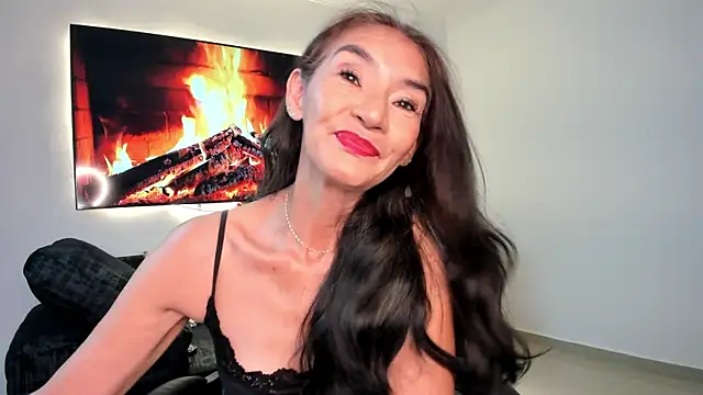 Emma Mendozaa online show from 4, 7, 2026