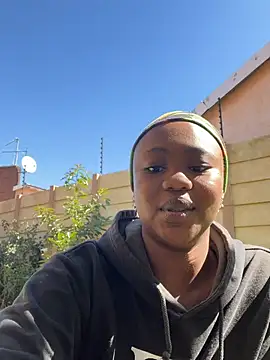 BankssWithTheBenz online show from 28, 4, 2026