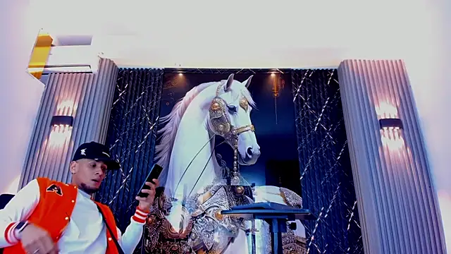 Snapshot of the_knights_of_the_night chatting on 8, 2, 2026 the knights of the night online show from 8, 2, 2026