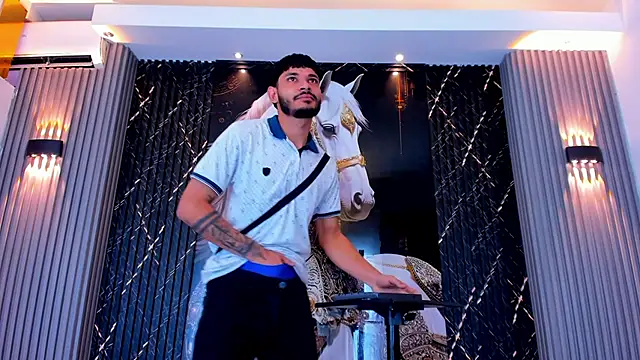 Snapshot of the_knights_of_the_night chatting on 15, 2, 2026 the knights of the night online show from 15, 2, 2026