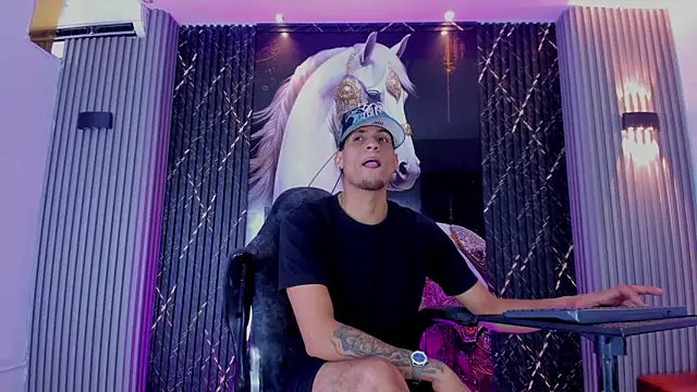 Snapshot of the_knights_of_the_night chatting on 19, 3, 2026 the knights of the night online show from 19, 3, 2026