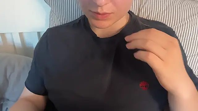 Lucyschickt online show from 23, 6, 2026