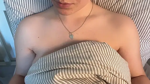 Lucyschickt online show from 1, 7, 2026
