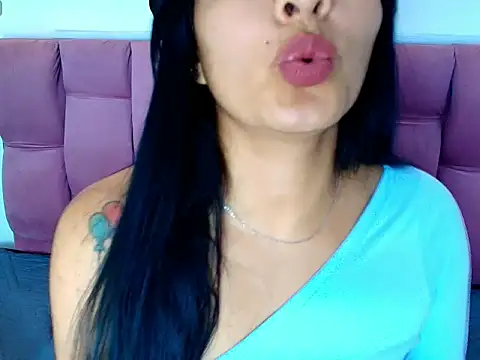 Snapshot of Melannyy__ chatting on 9, 6, 2026 Melannyy online show from 9, 6, 2026
