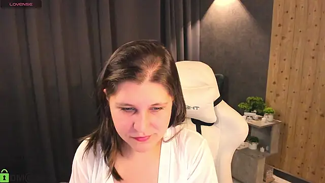 helenahoff online show from 12, 3, 2026