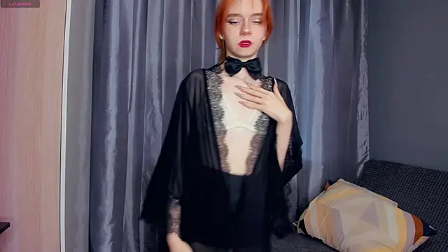 TarynPalek online show from 23, 4, 2026