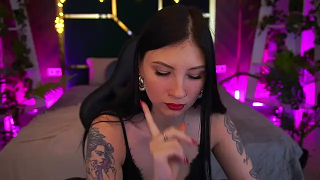 LunaaMay online show from 17, 2, 2026