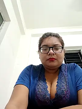 Elie Hallway online show from 26, 4, 2026