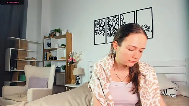 MalvinaTrafford online show from 18, 4, 2026