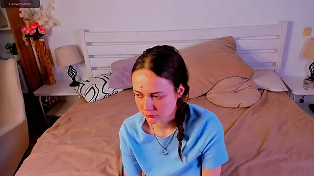 MalvinaTrafford online show from 25, 4, 2026