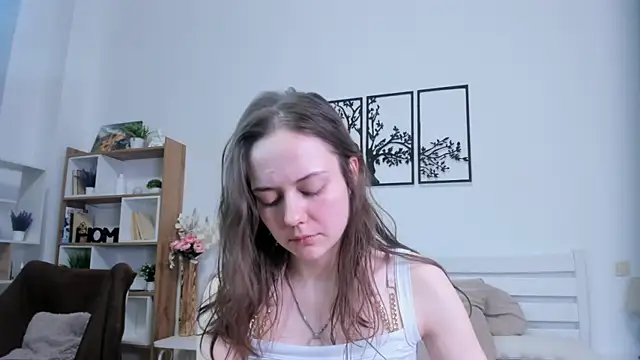 MalvinaTrafford online show from 28, 4, 2026