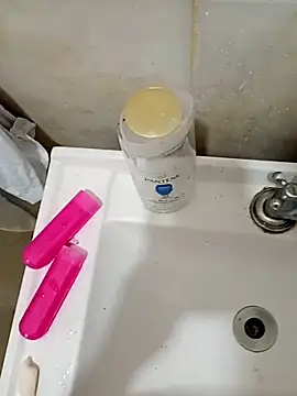 Snapshot of azazel32 chatting on 23, 3, 2026 azazel32 online show from 23, 3, 2026