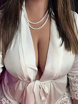 queen-panda online show from 1, 3, 2026