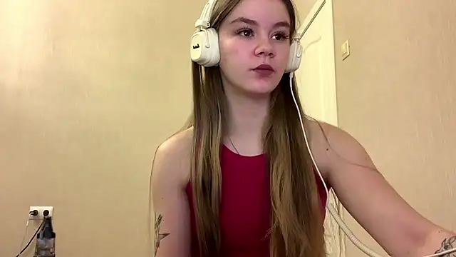 AgnesShy  online show from 8, 3, 2026