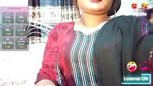 Snapshot of Nusrat_Faria chatting on 21, 7, 2026 Nusrat Faria online show from 21, 7, 2026