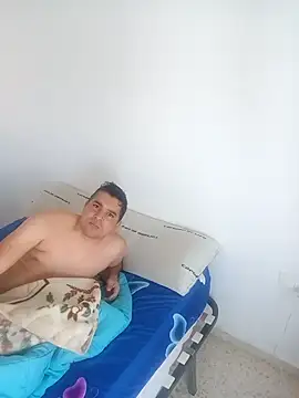 laparejaideal08 online show from 10, 4, 2026