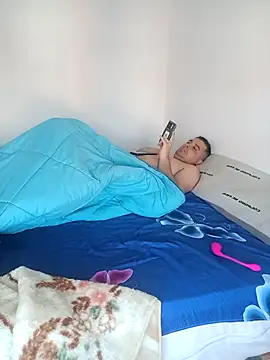 laparejaideal08 online show from 18, 4, 2026