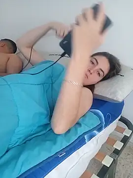 laparejaideal08 online show from 20, 4, 2026