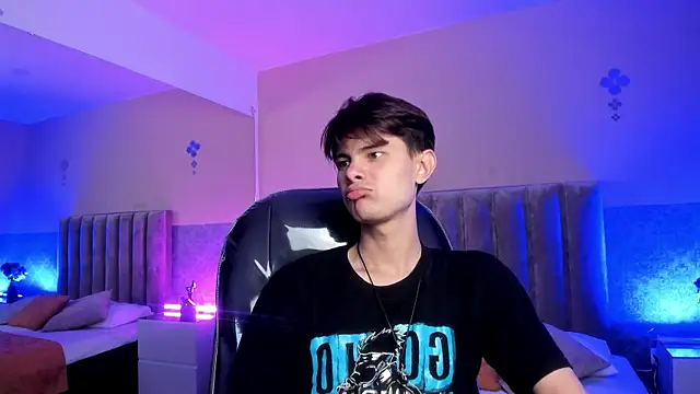 Derek Sinn online show from 21, 4, 2026