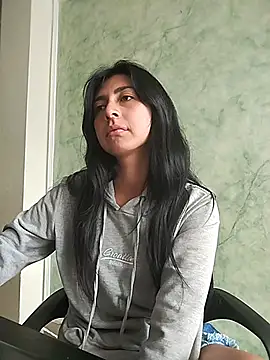 EmmaWilliamss4 online show from 2, 2, 2026