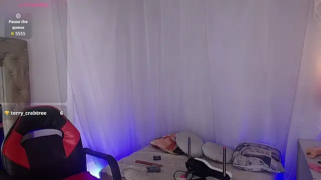 laurasofia45 online show from 24, 4, 2026