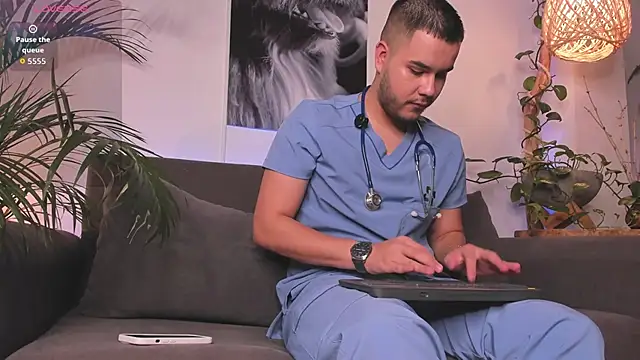 Sebastian Foxxx online show from 4, 3, 2026