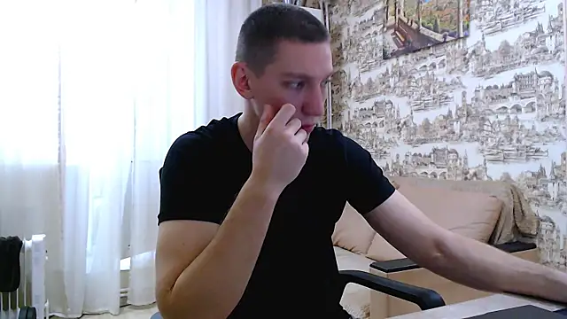 Snapshot of markbodrov chatting on 5, 5, 2026 markbodrov online show from 5, 5, 2026