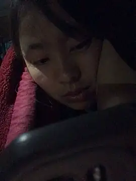 honeyyy110 online show from 6, 2, 2026