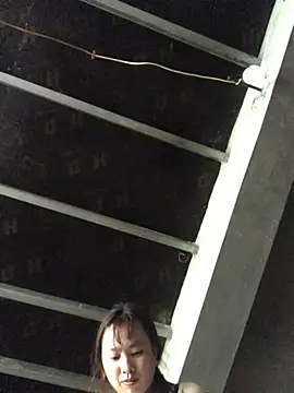 honeyyy110 online show from 11, 2, 2026