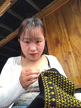 honeyyy110 online show from 19, 3, 2026