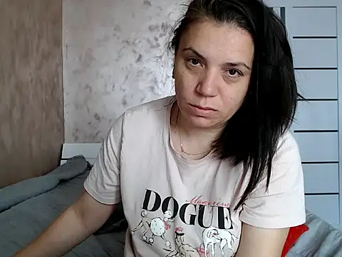 Snapshot of LorraGrey chatting on 12, 5, 2026 LorraGrey online show from 12, 5, 2026