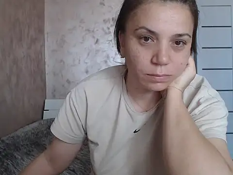 Snapshot of LorraGrey chatting on 13, 5, 2026 LorraGrey online show from 13, 5, 2026