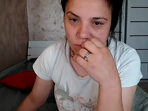 Snapshot of LorraGrey chatting on 8, 6, 2026 LorraGrey online show from 8, 6, 2026
