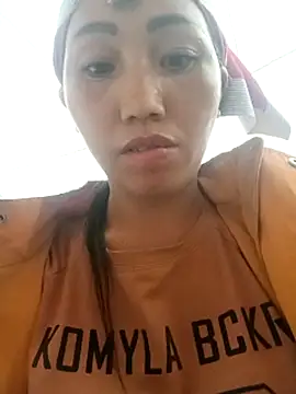 hot-luna- online show from 10, 2, 2026