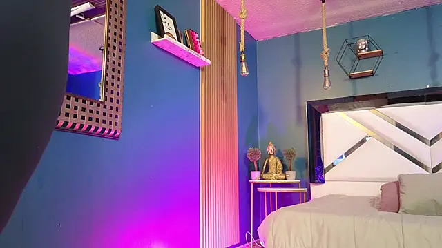 Ladyy brownn online show from 23, 4, 2026