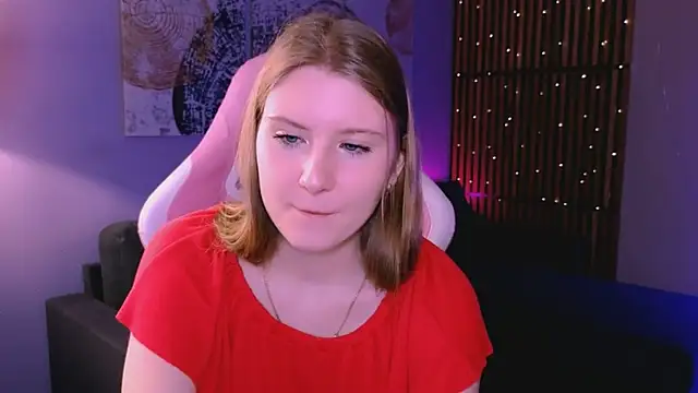 Caroline Desire  online show from 25, 3, 2026