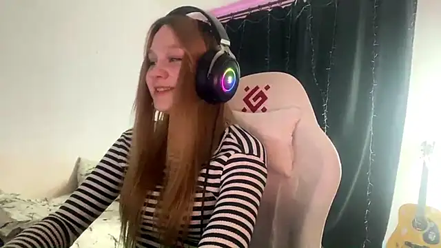 axin burnell online show from 28, 4, 2026