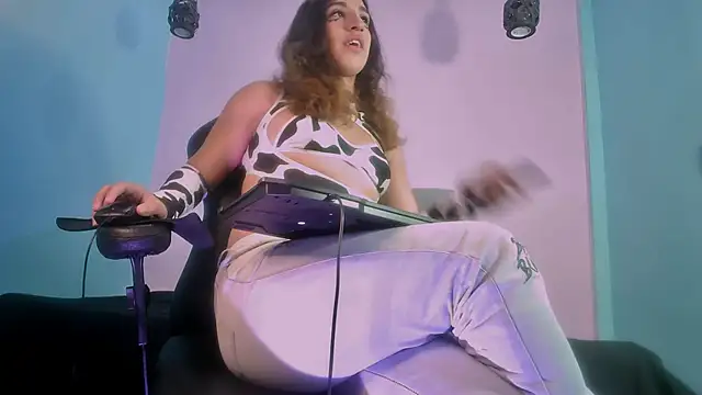 MEW ALIX online show from 25, 4, 2026