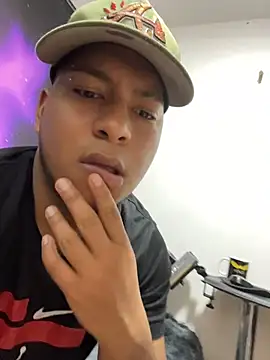 Danny black11 online show from 28, 4, 2026