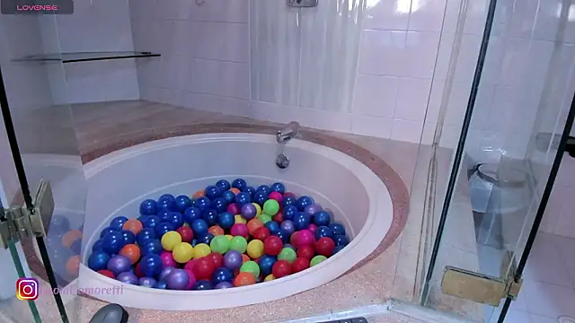 naomi amoretti online show from 11, 3, 2026