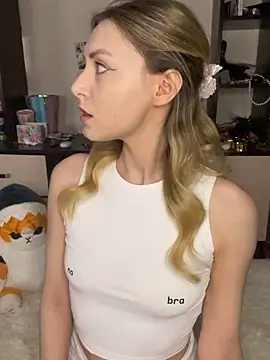 Snapshot of Leecey chatting on 22, 2, 2026 Leecey online show from 22, 2, 2026