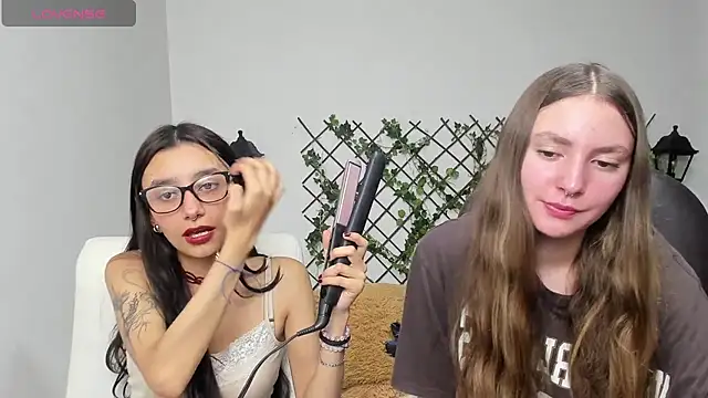 Snapshot of nana__rousse chatting on 25, 2, 2026 nana rousse online show from 25, 2, 2026