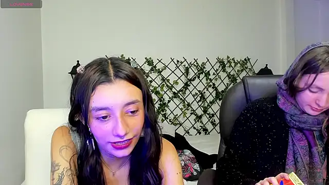 Snapshot of nana__rousse chatting on 8, 3, 2026 nana rousse online show from 8, 3, 2026