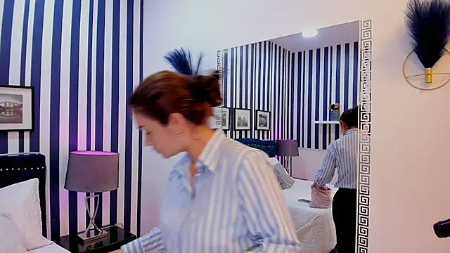 TherezaLarson online show from 16, 4, 2026