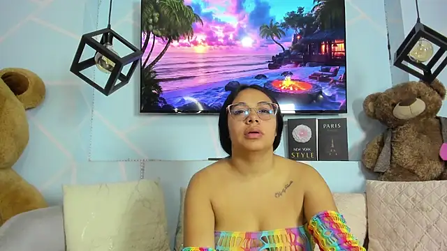 Snapshot of amy_noa chatting on 4, 3, 2026 amy noa online show from 4, 3, 2026