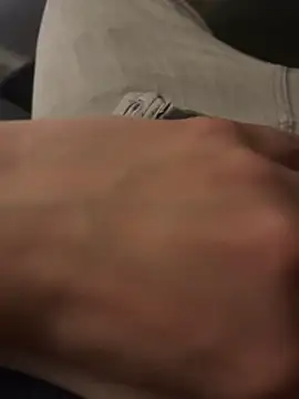 Snapshot of Lessyyy___ chatting on 14, 3, 2026 Lessyyy online show from 14, 3, 2026